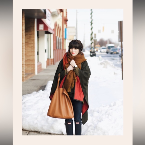 Bridge & Burn Faye Wool Blend Cape Poncho - Picture 2 of 12